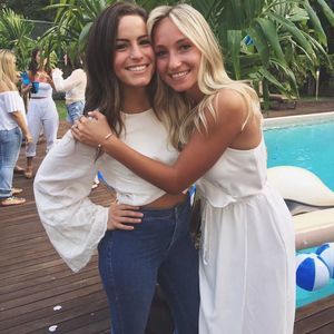 Meet your Posher, Mikaela